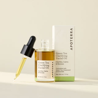 Apoterra Green Tea Clarifying Facial Oil clears breakouts, purifies & renews skin. Formulated with green tea, grapeseed, and immortelle. 
